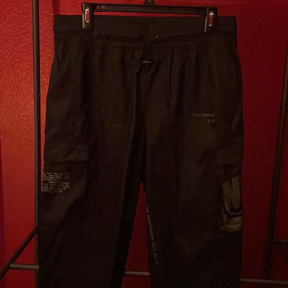 Nike windbreaker pants